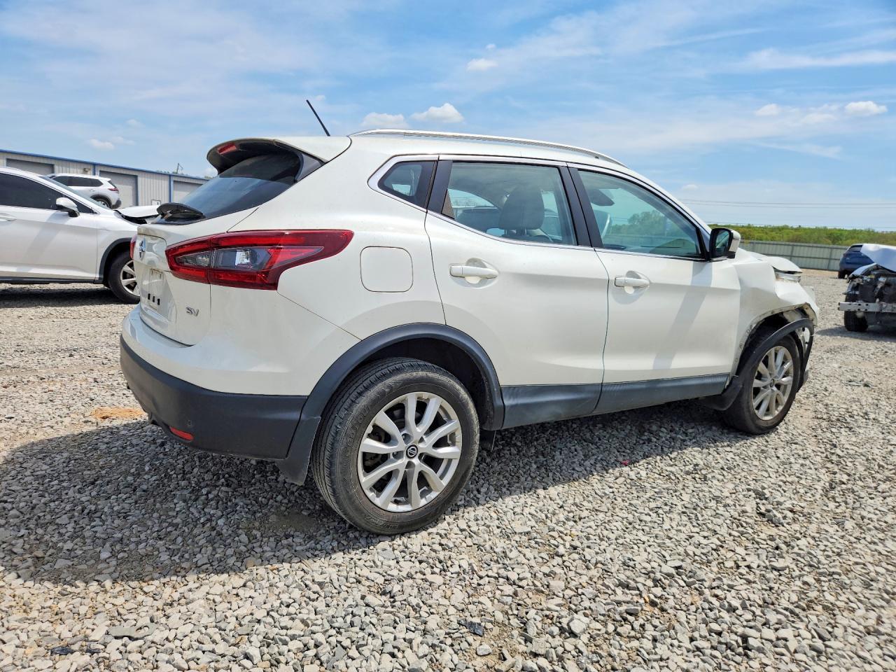 2020 Nissan Rogue Sport Sv - Image 3