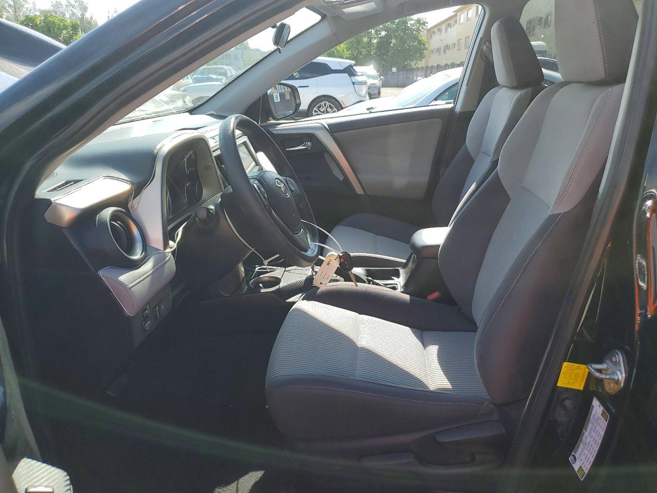 2014 Toyota Rav4 Xle - Фото 7