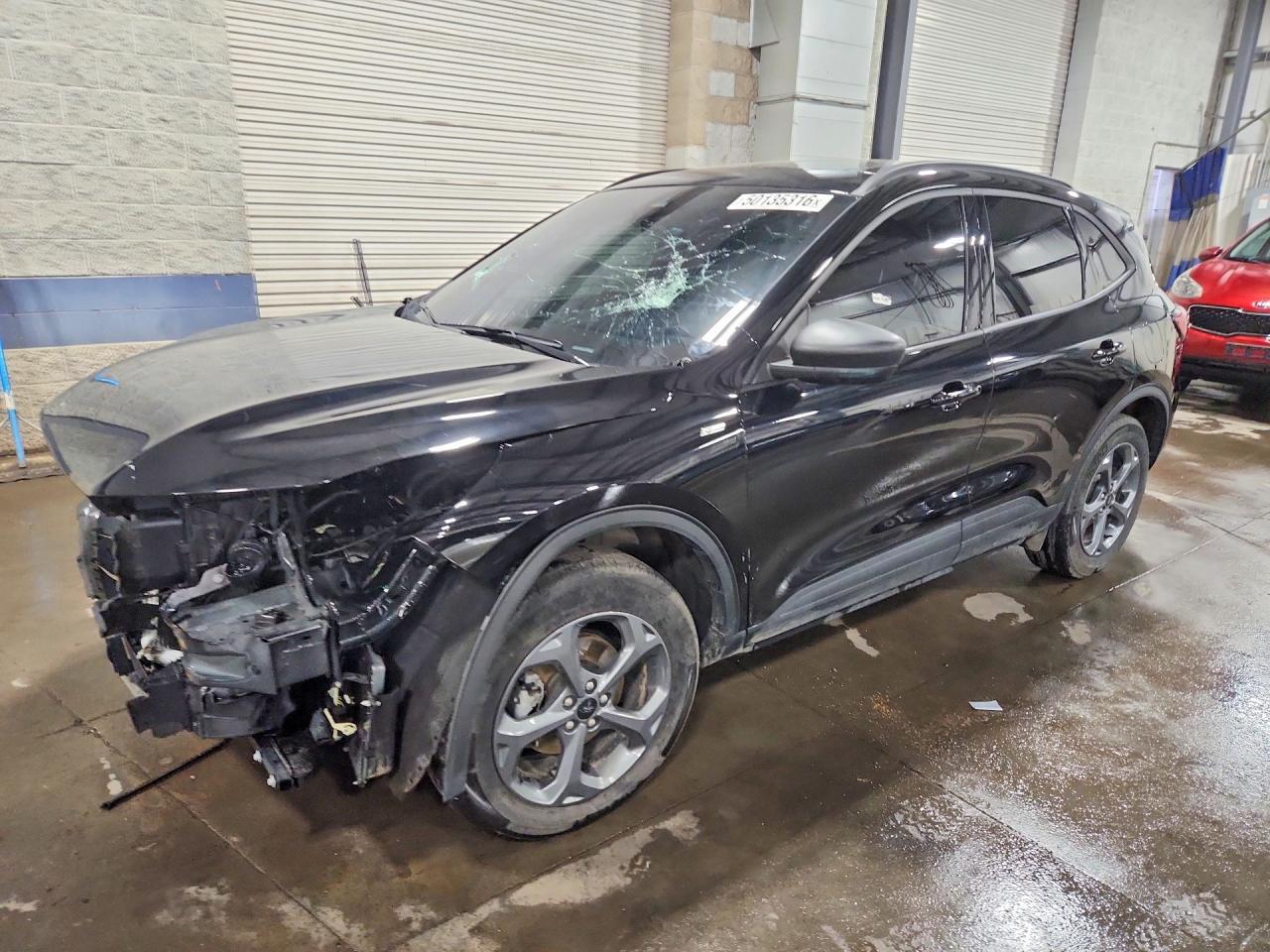 2025 Ford Escape St Line