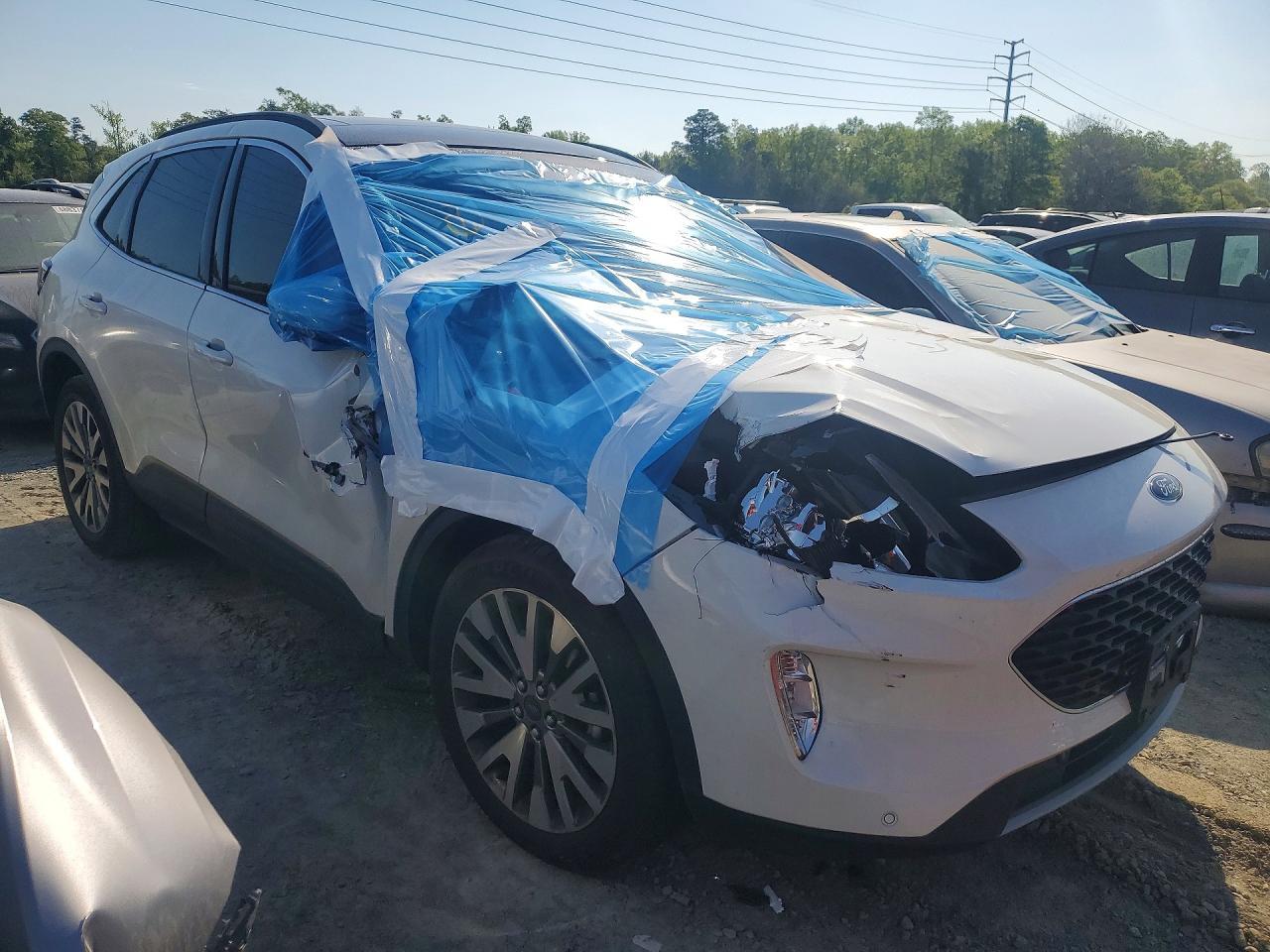 2022 Ford Escape Titanium - Фото 4