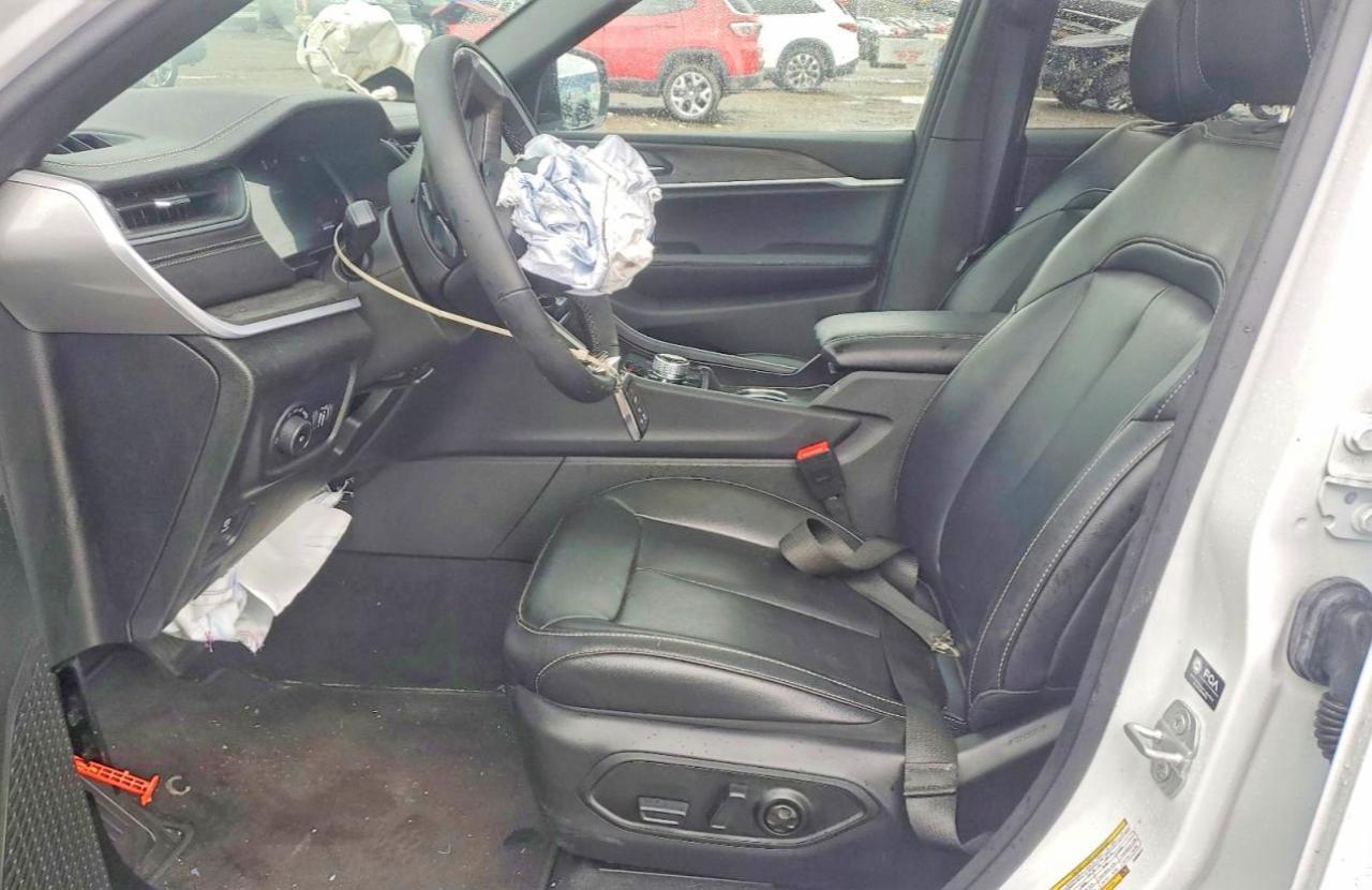 2025 Jeep Grand Cherokee Limited - Image 7