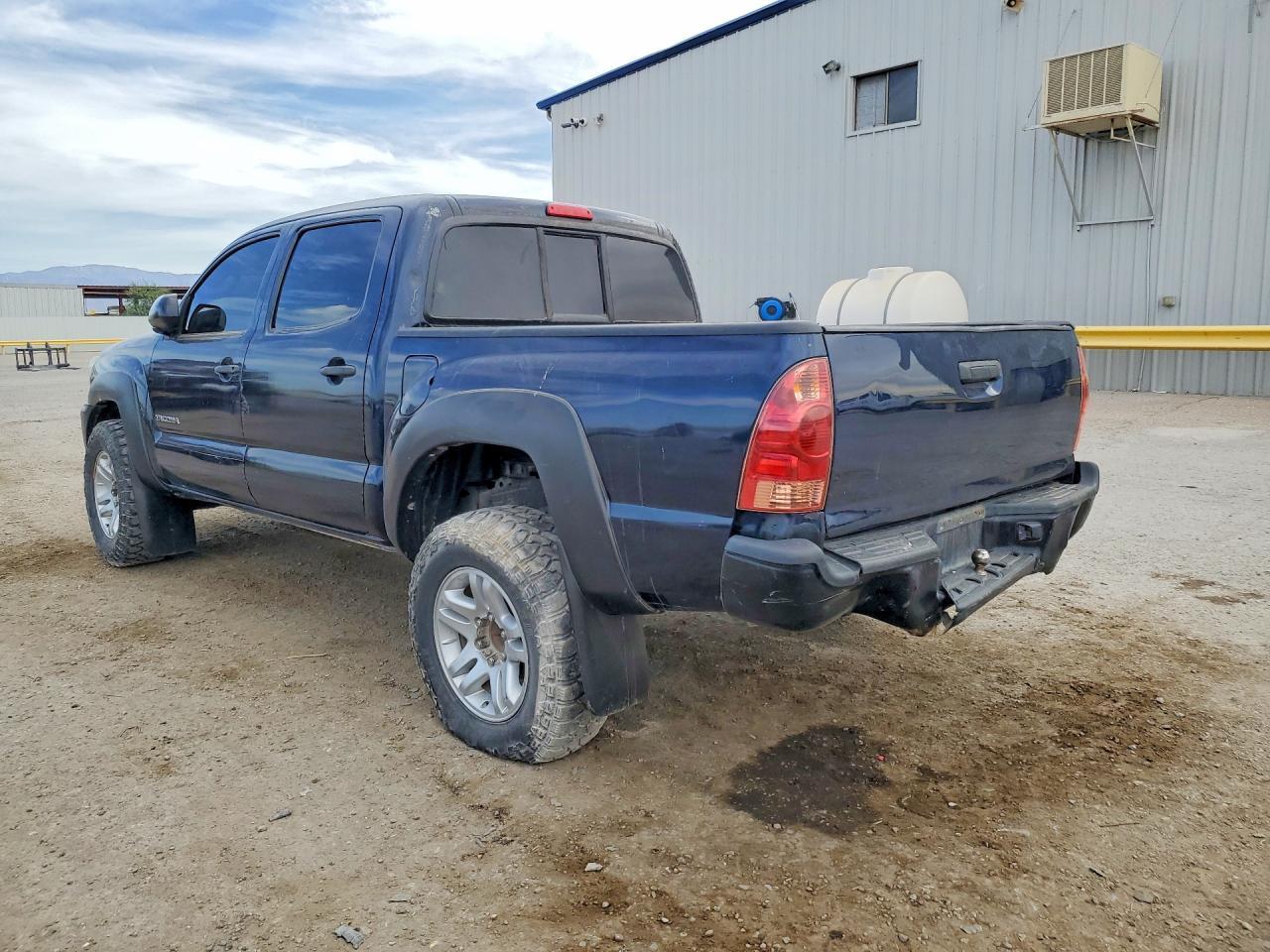 2015 Toyota Tacoma Prerunner - Фото 2