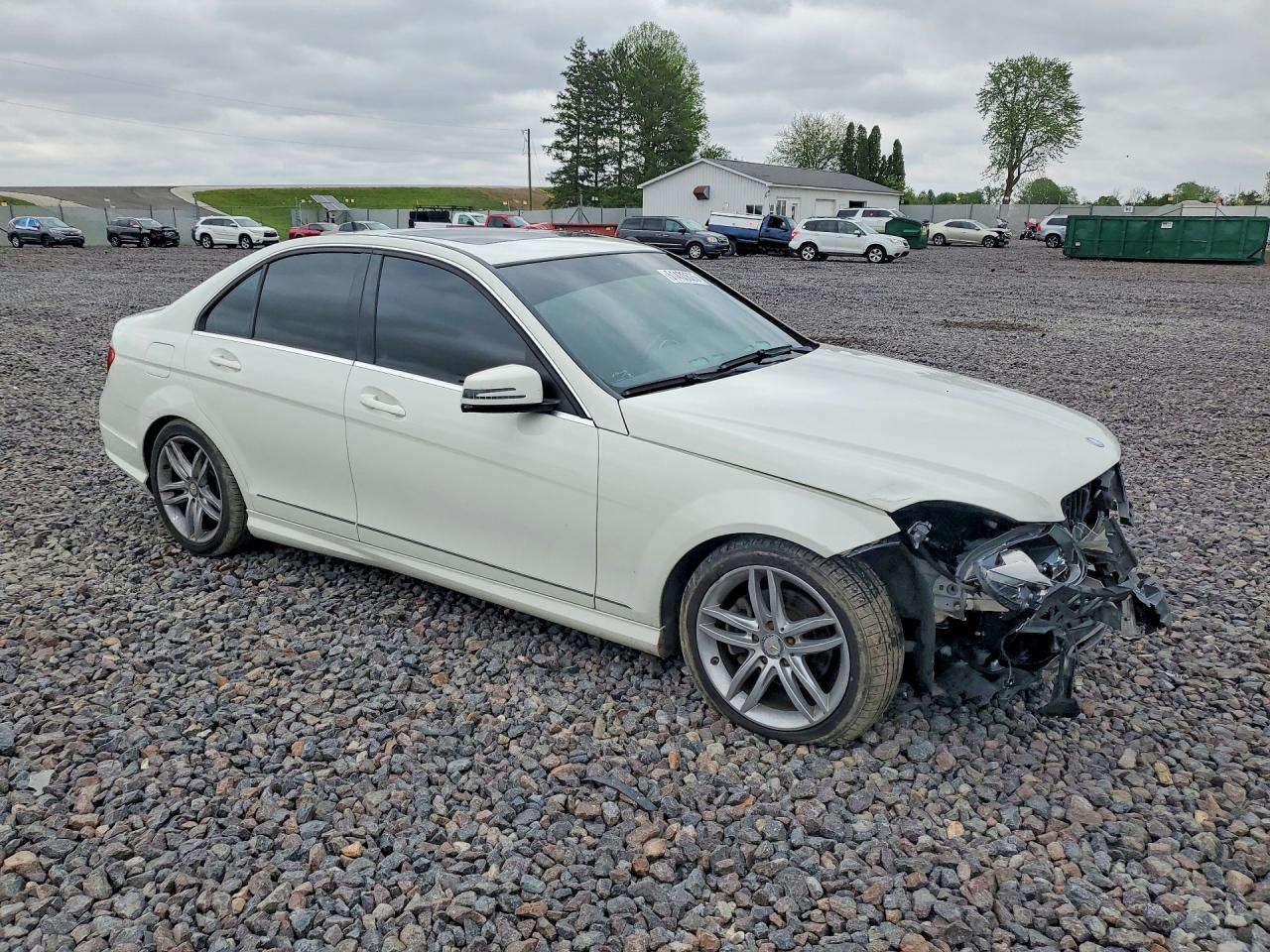 2012 Mercedes-Benz C 300 4Matic - Фото 4