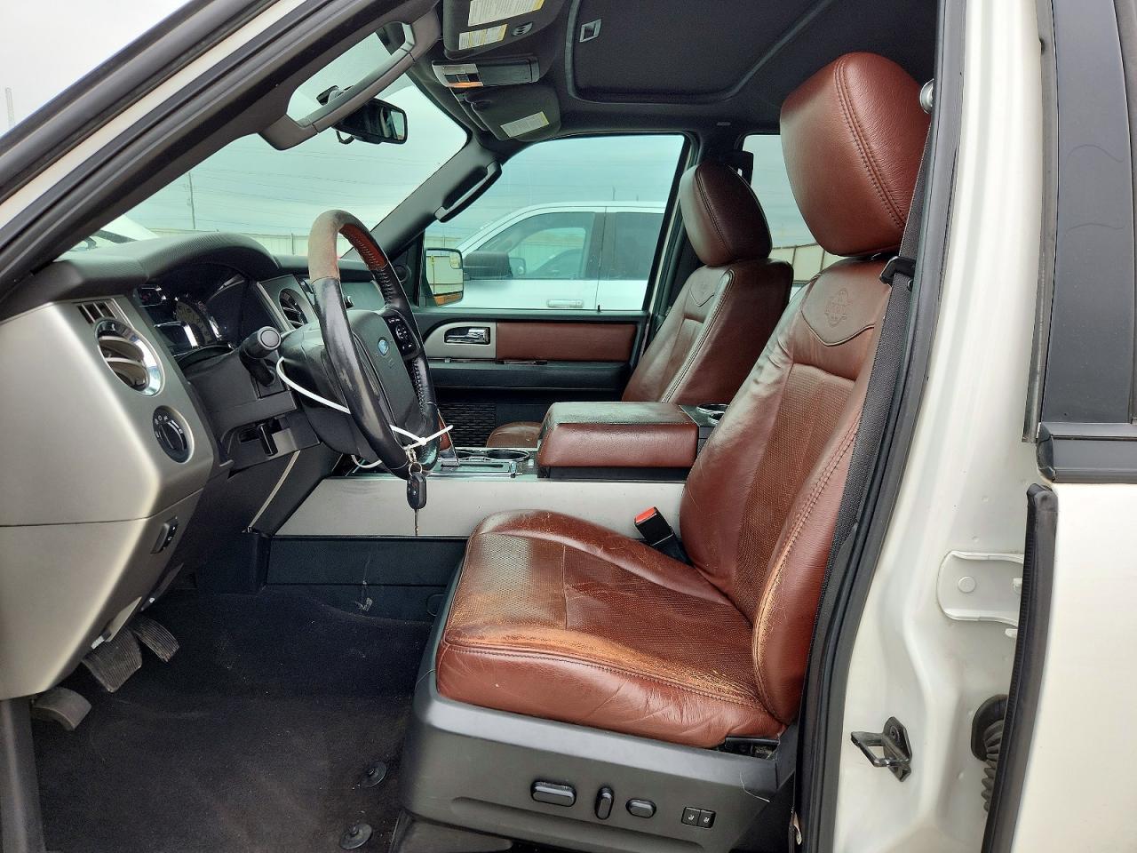 2014 Ford Expedition - Фото 7