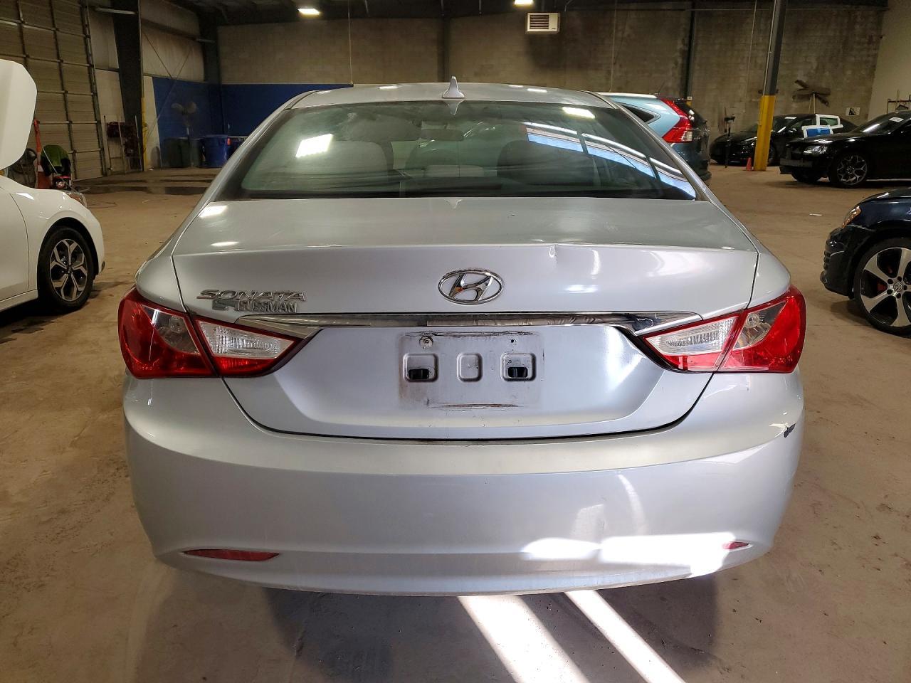 2011 Hyundai Sonata Gls - Фото 6