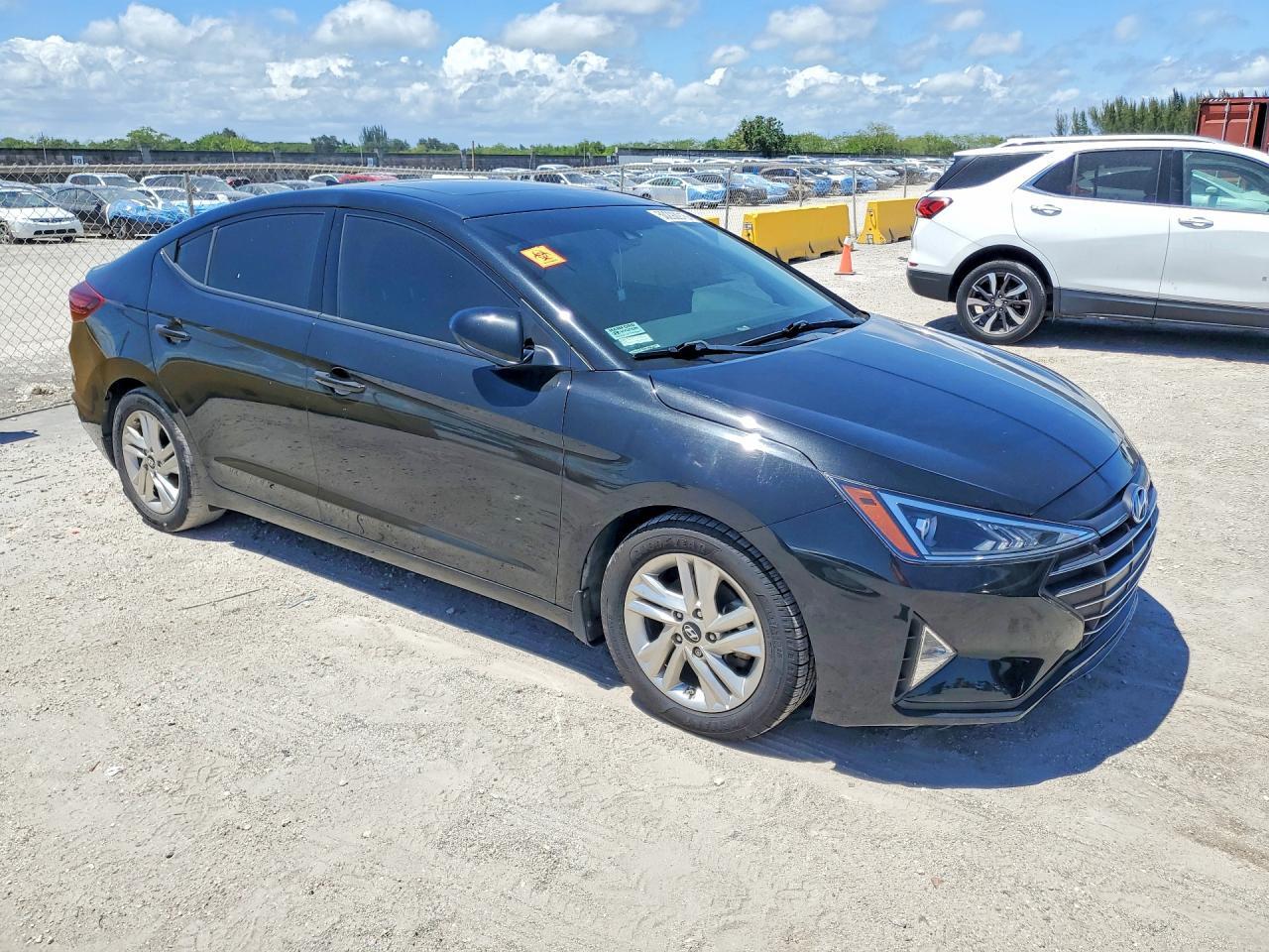2019 Hyundai Elantra Value Edition - Фото 4