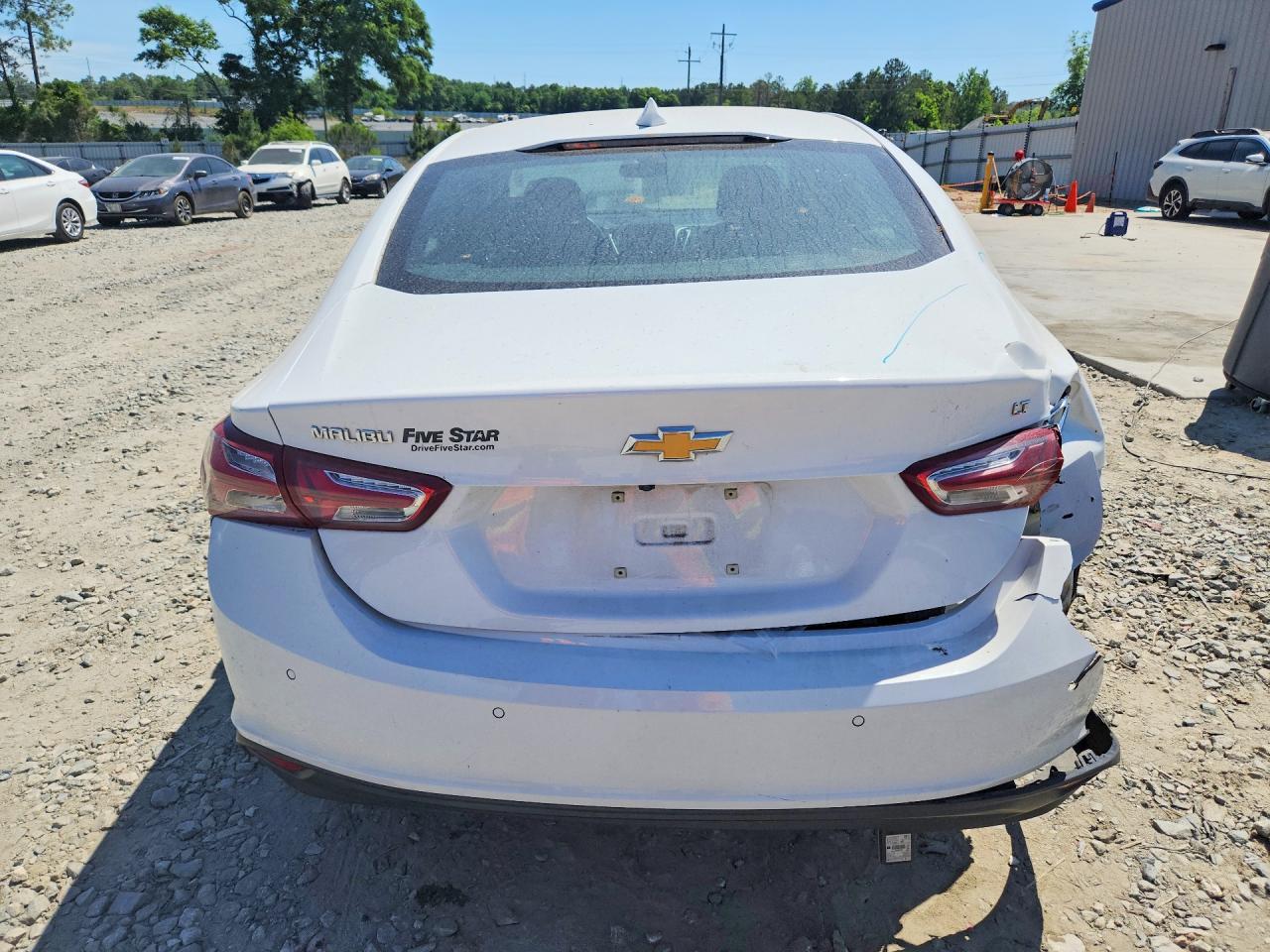 2022 Chevrolet Malibu Lt - Фото 6