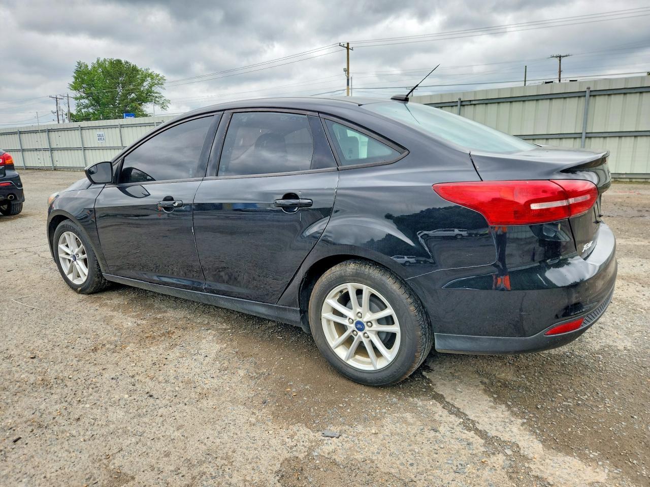 2018 Ford Focus Se - Фото 2