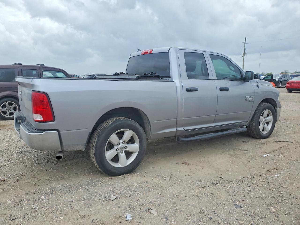 2021 Ram 1500 Classic Tradesman - Фото 3