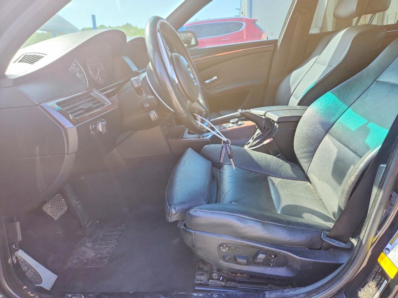 2010 BMW 550 I - Фото 7