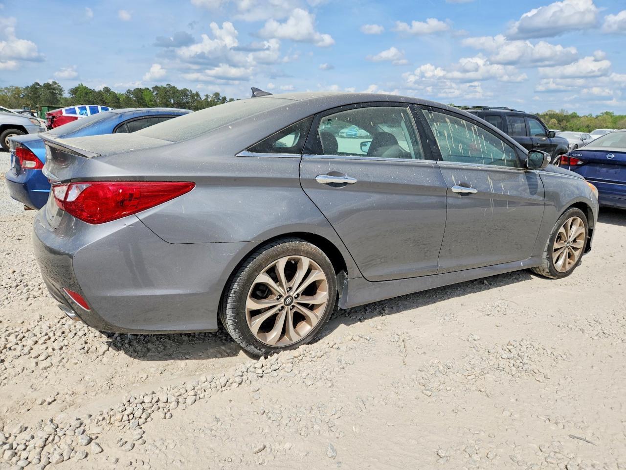 2014 Hyundai Sonata Se - Image 3