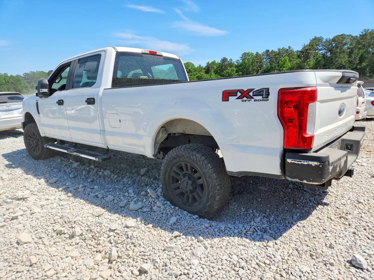 2019 Ford F250 Super Duty - Image 2