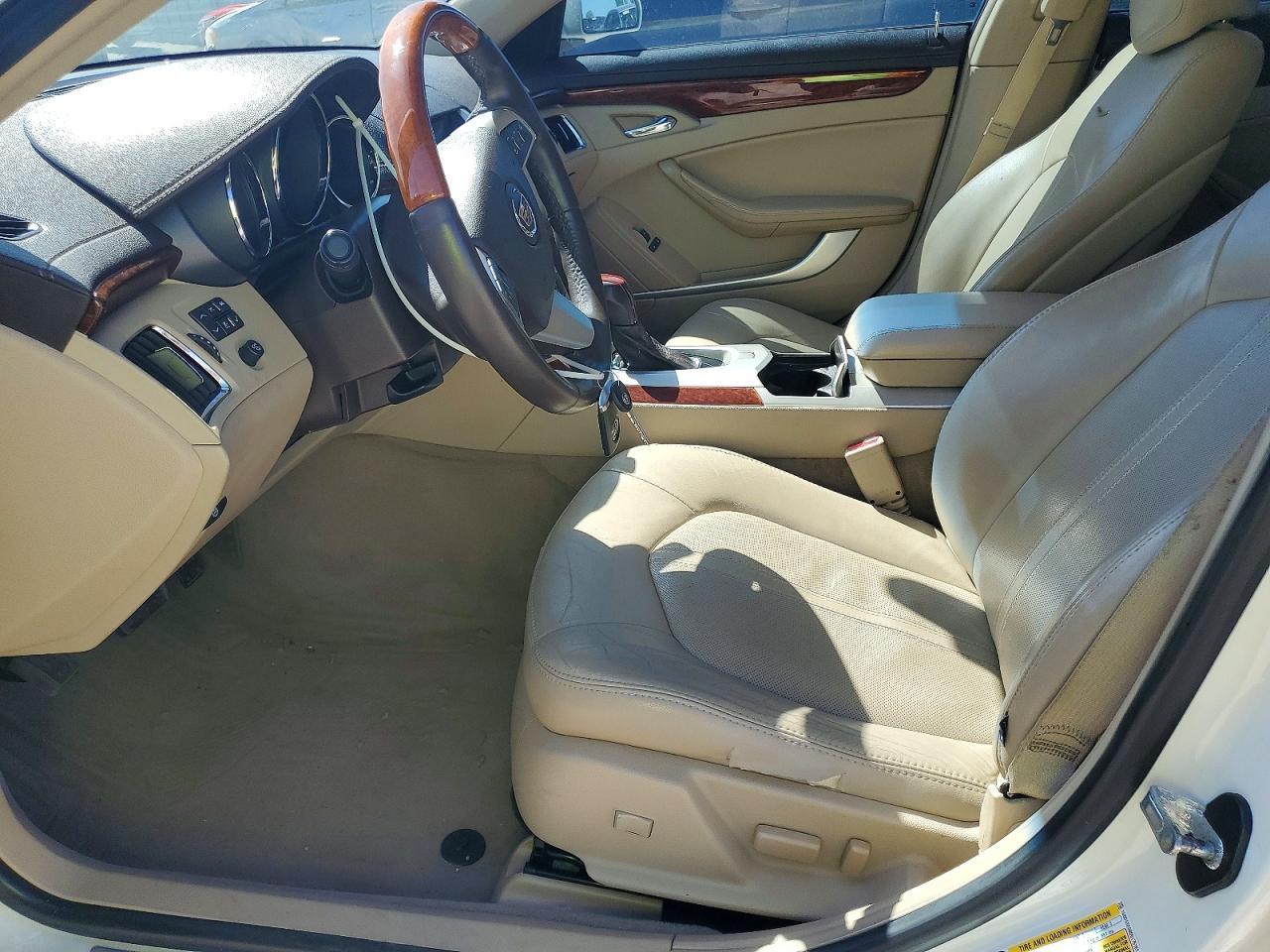2013 Cadillac Cts Luxury Collection - Image 7