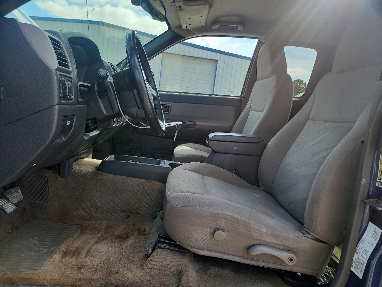 2005 Chevrolet Colorado - Image 7