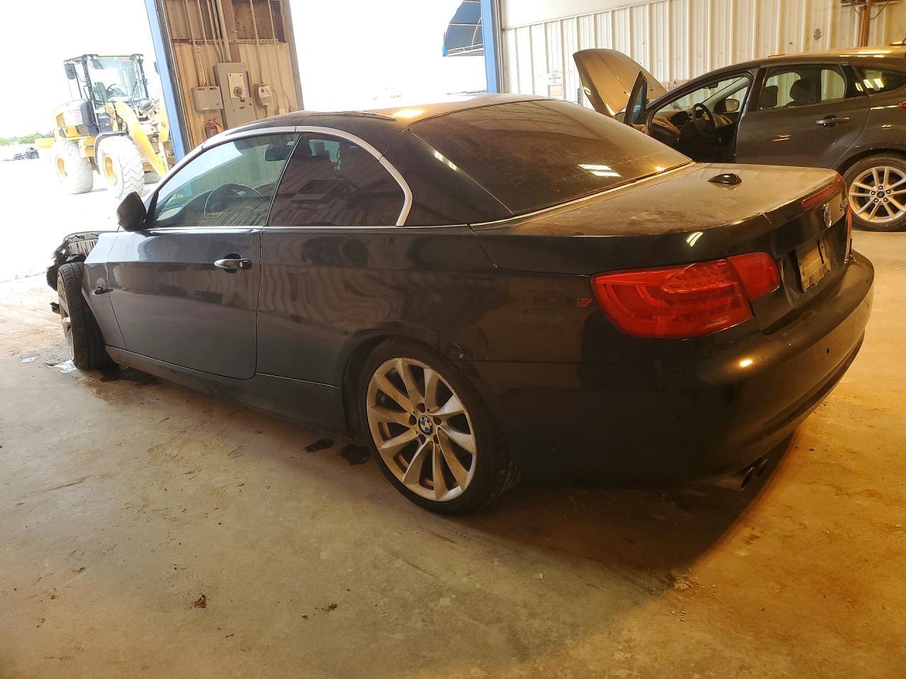 2011 BMW 328 I - Фото 2