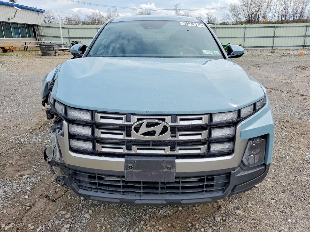 2025 Hyundai Santa Cruz Se - Image 5