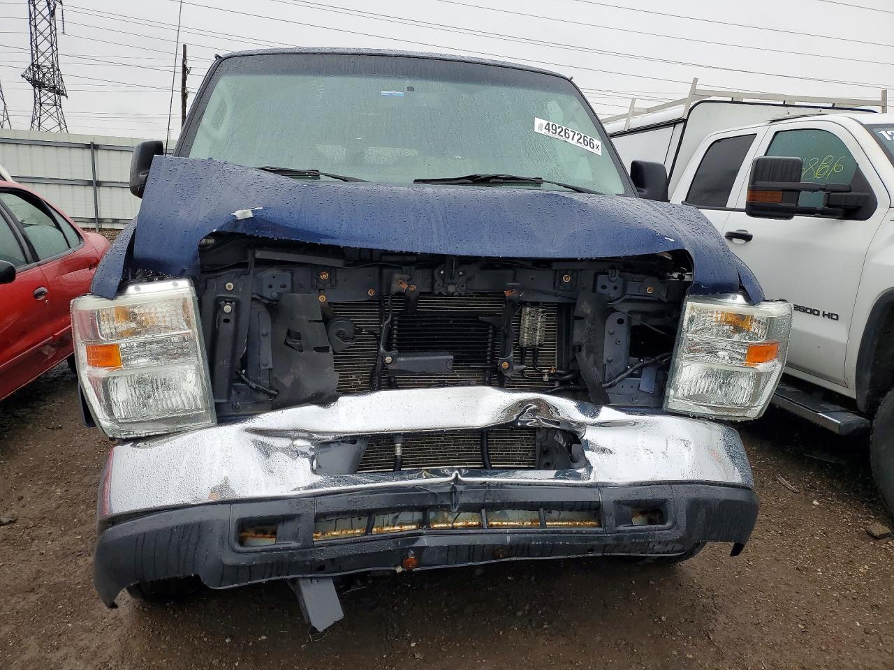 2009 Ford Econoline E150 Wagon - Image 5