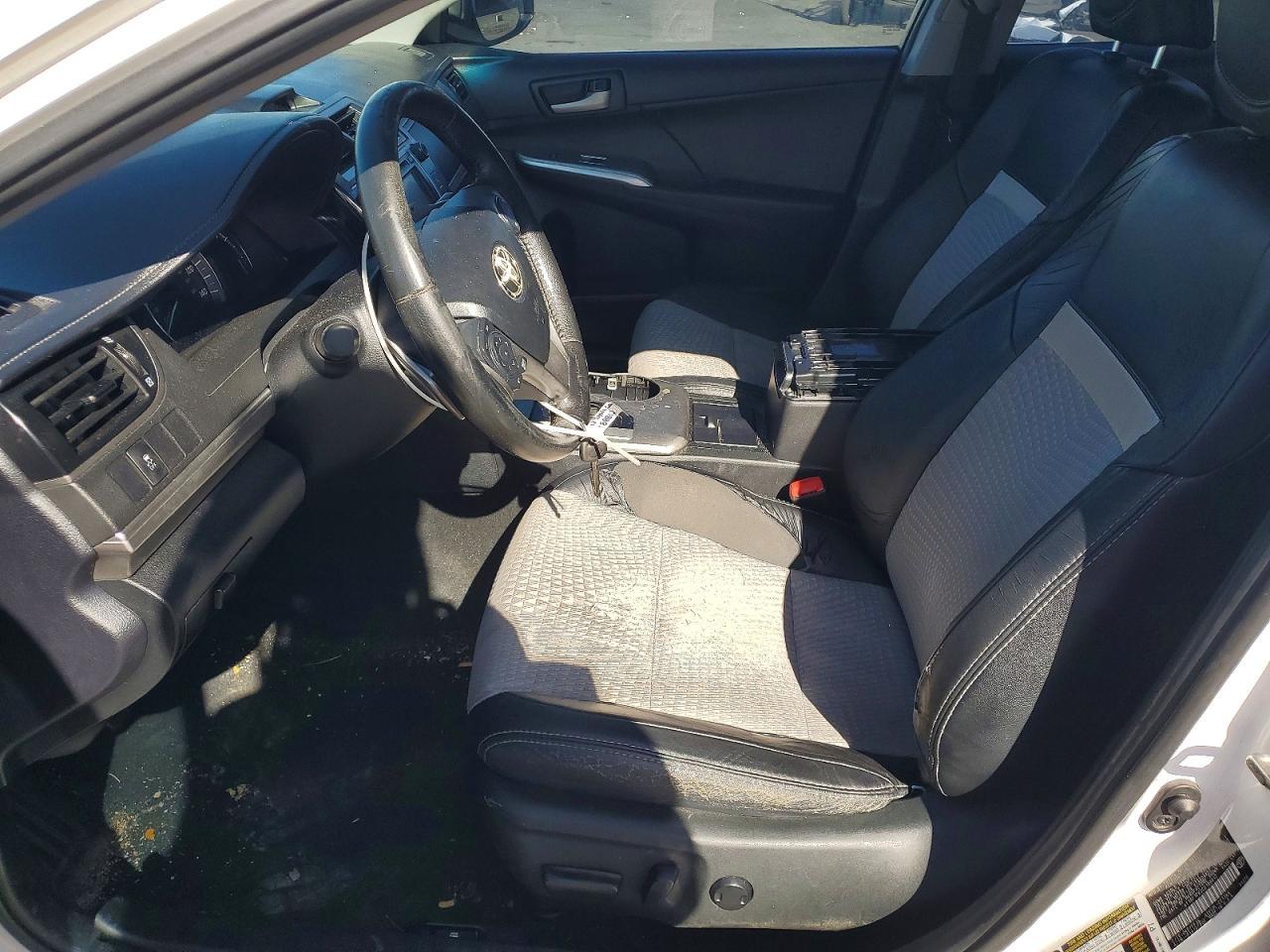2012 Toyota Camry Se - Image 7