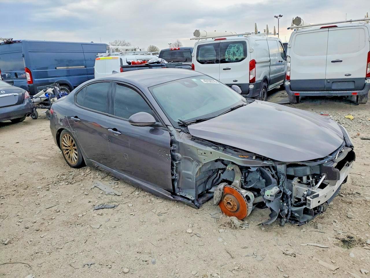 2022 Alfa Romeo Giulia - Image 4