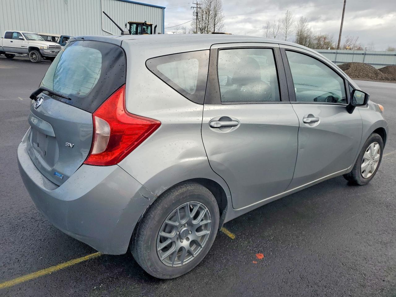 2015 Nissan Versa Note Sv - Image 3