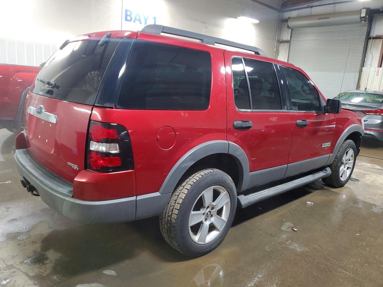2006 Ford Explorer Xlt - Image 3