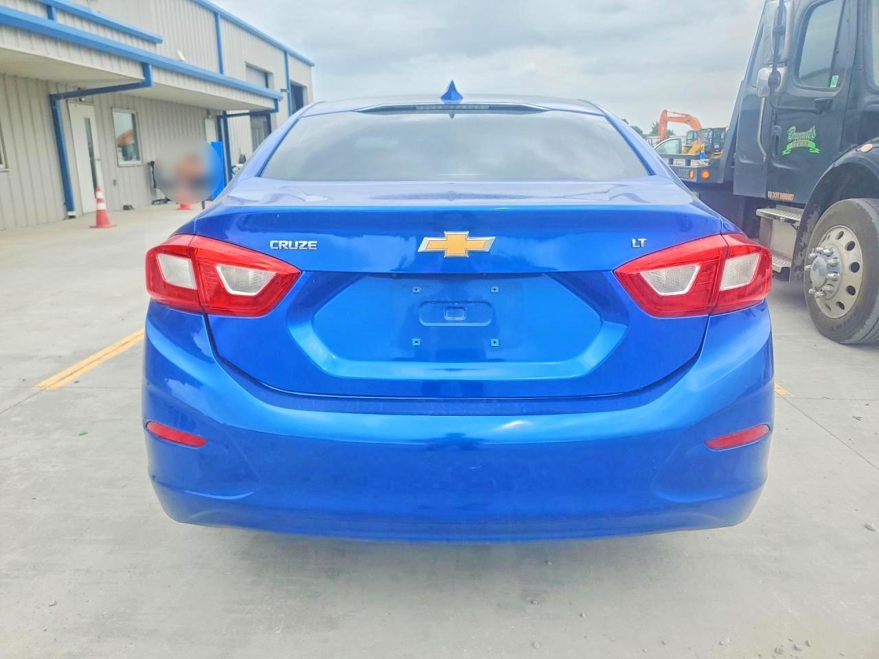 2017 Chevrolet Cruze Lt - Image 6