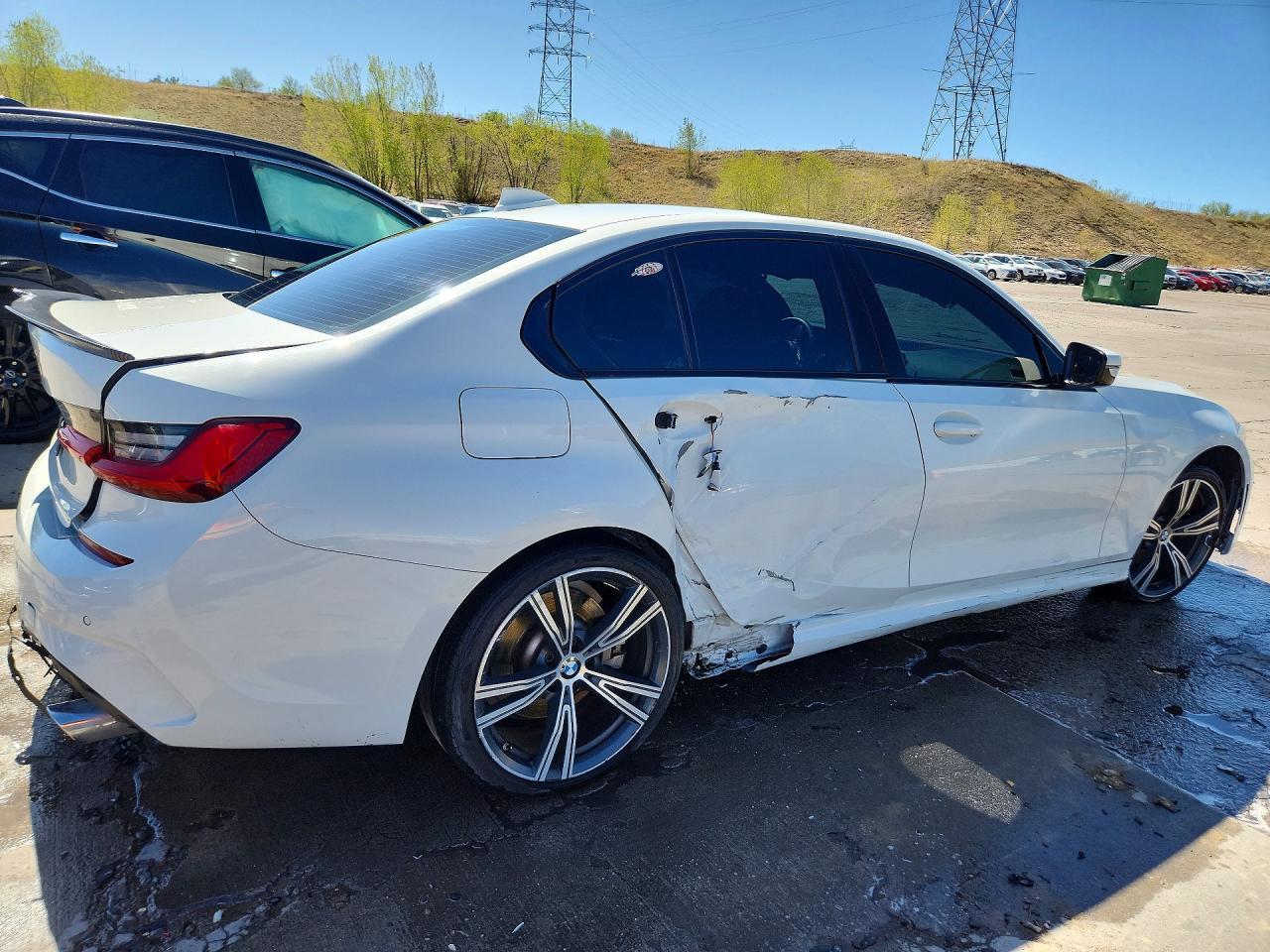 2019 BMW 330I - Фото 3