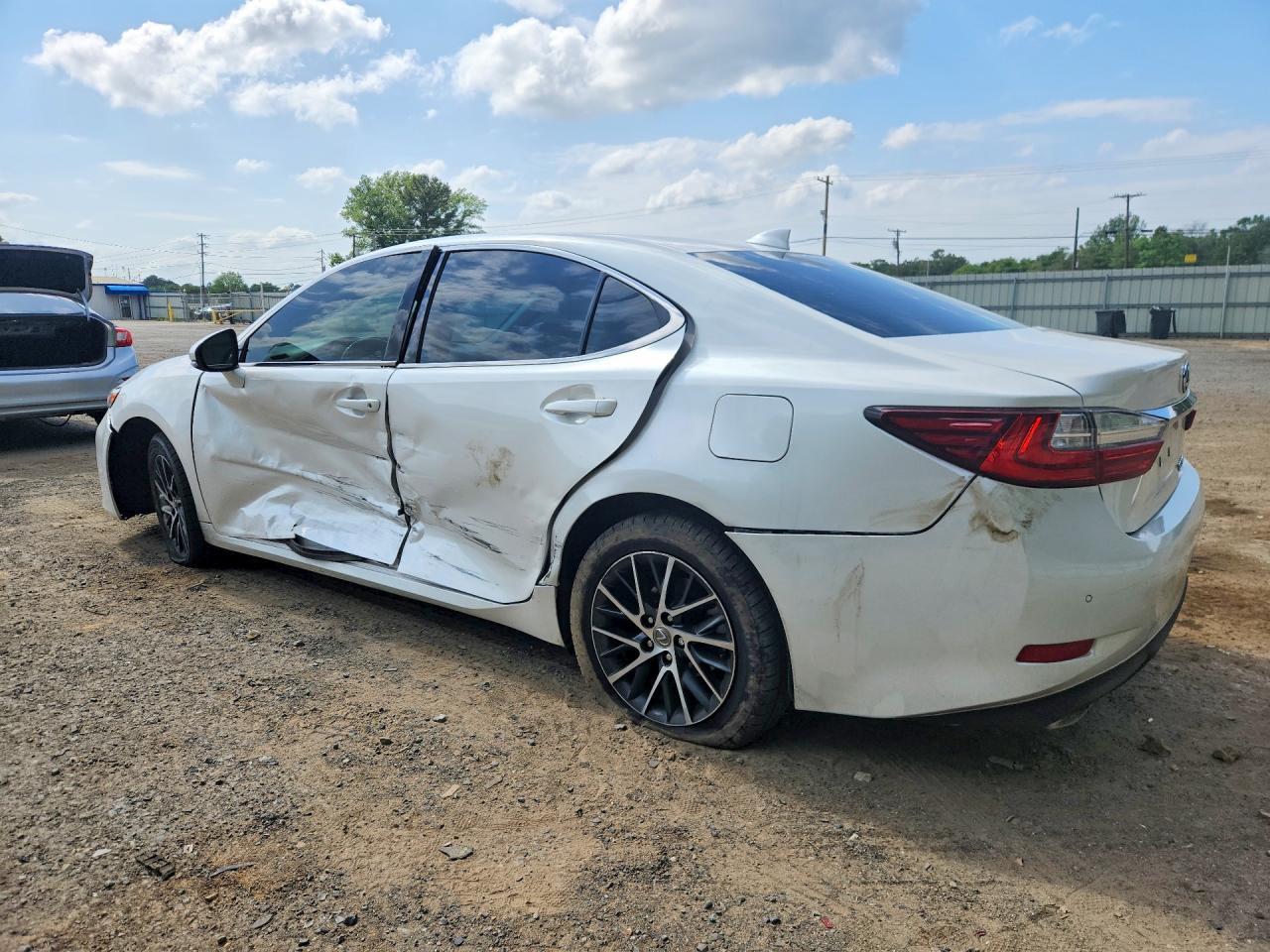 2017 Lexus Es 350 - Фото 2