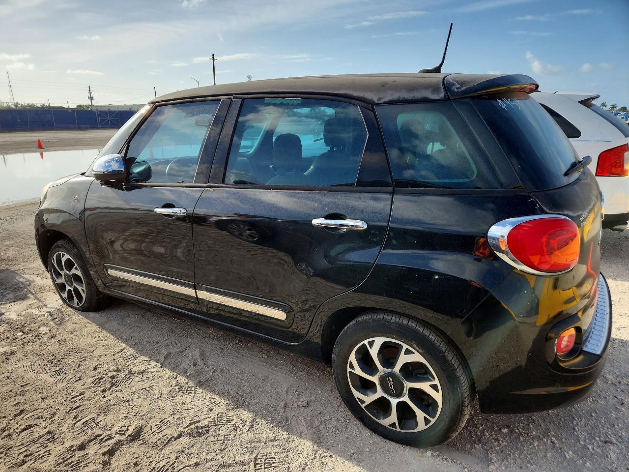 2014 Fiat 500L Lounge - Фото 2