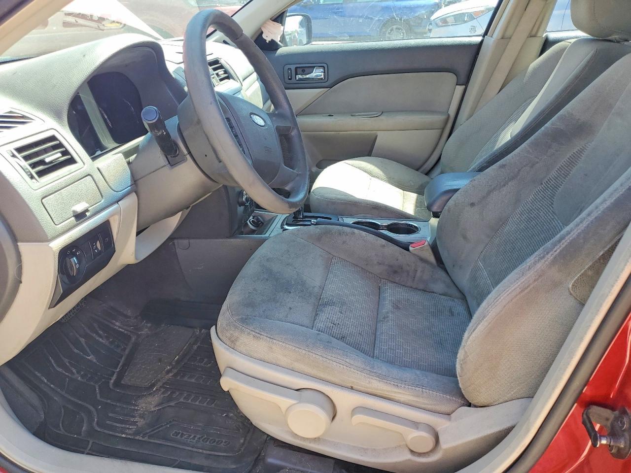 2010 Ford Fusion S - Фото 7