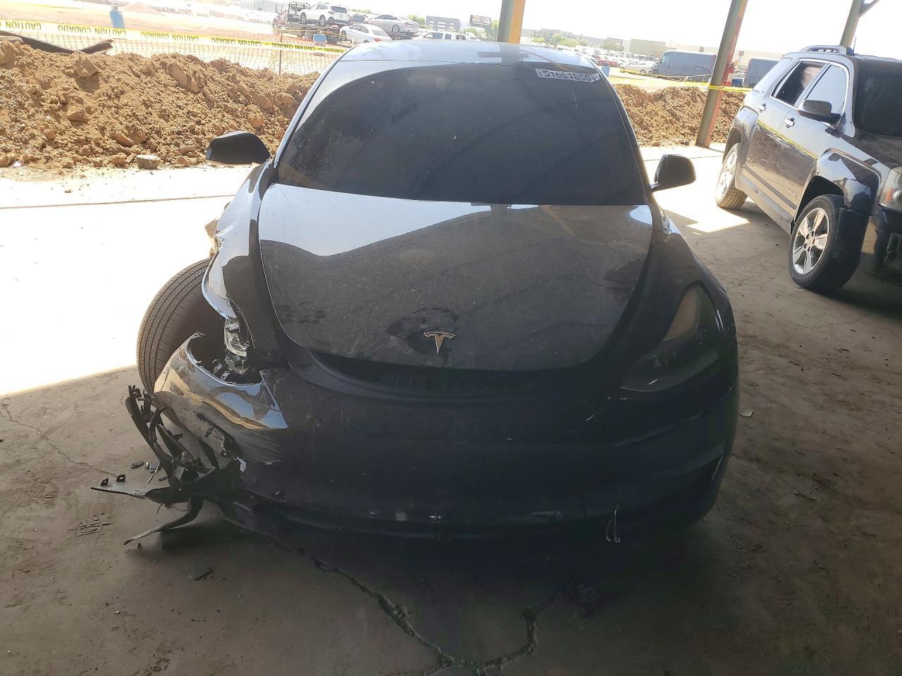 2022 Tesla Model 3 - Image 5