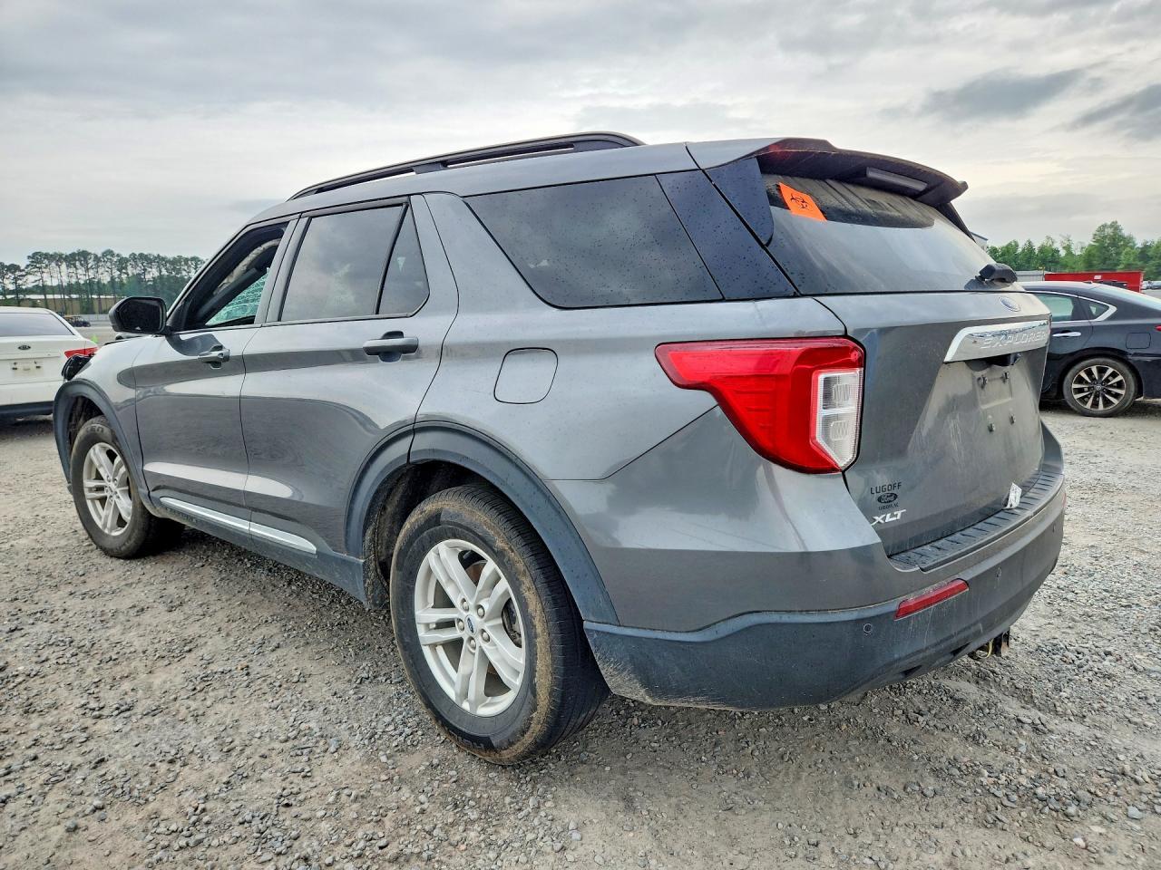 2022 Ford Explorer Xlt - Фото 2