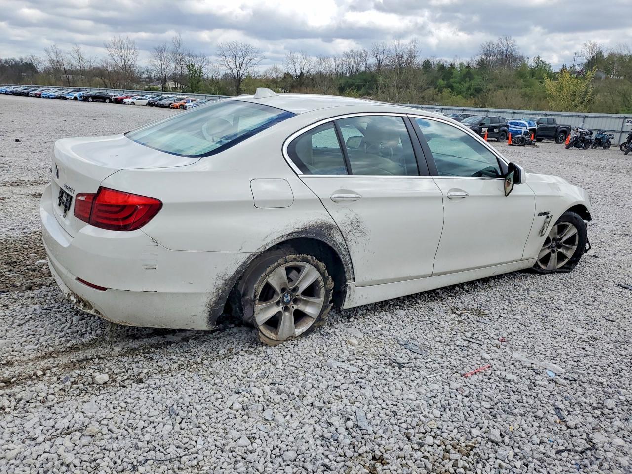 2013 BMW 528 Xi - Фото 3