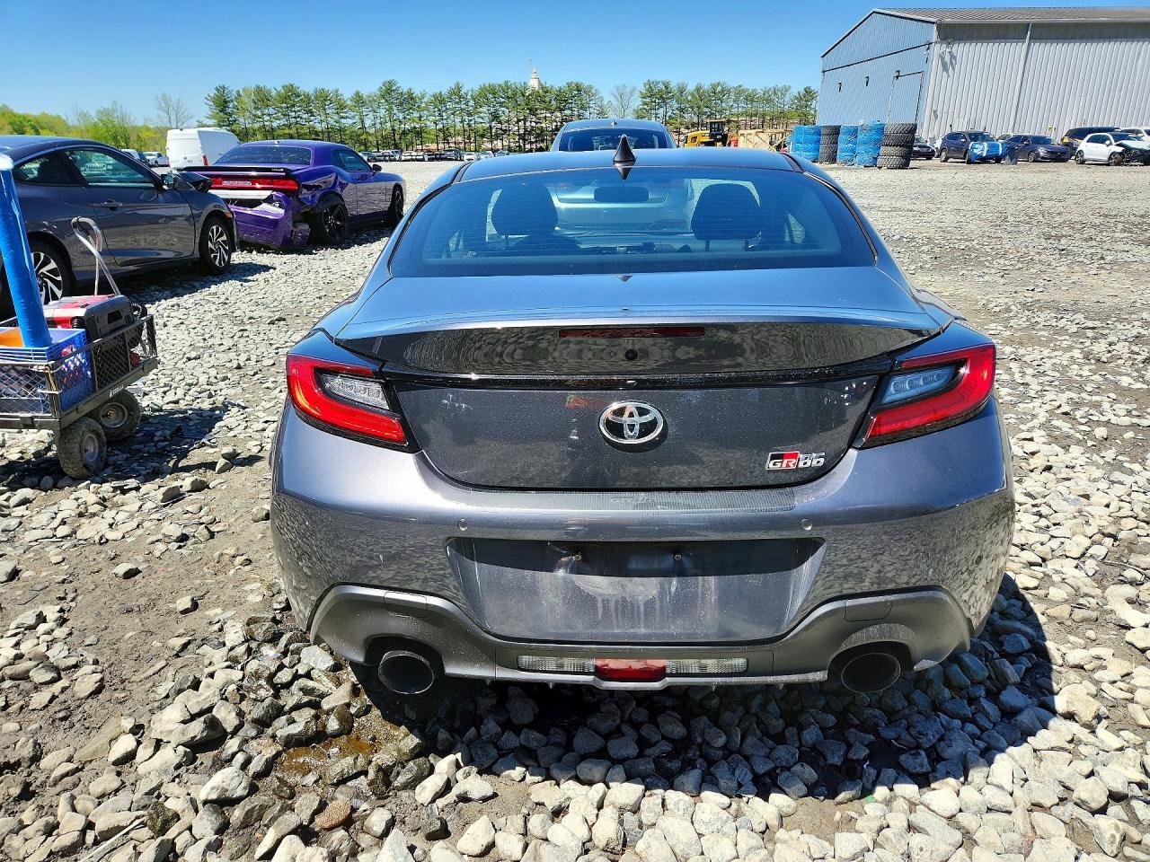 2025 Toyota Gr 86 - Image 6