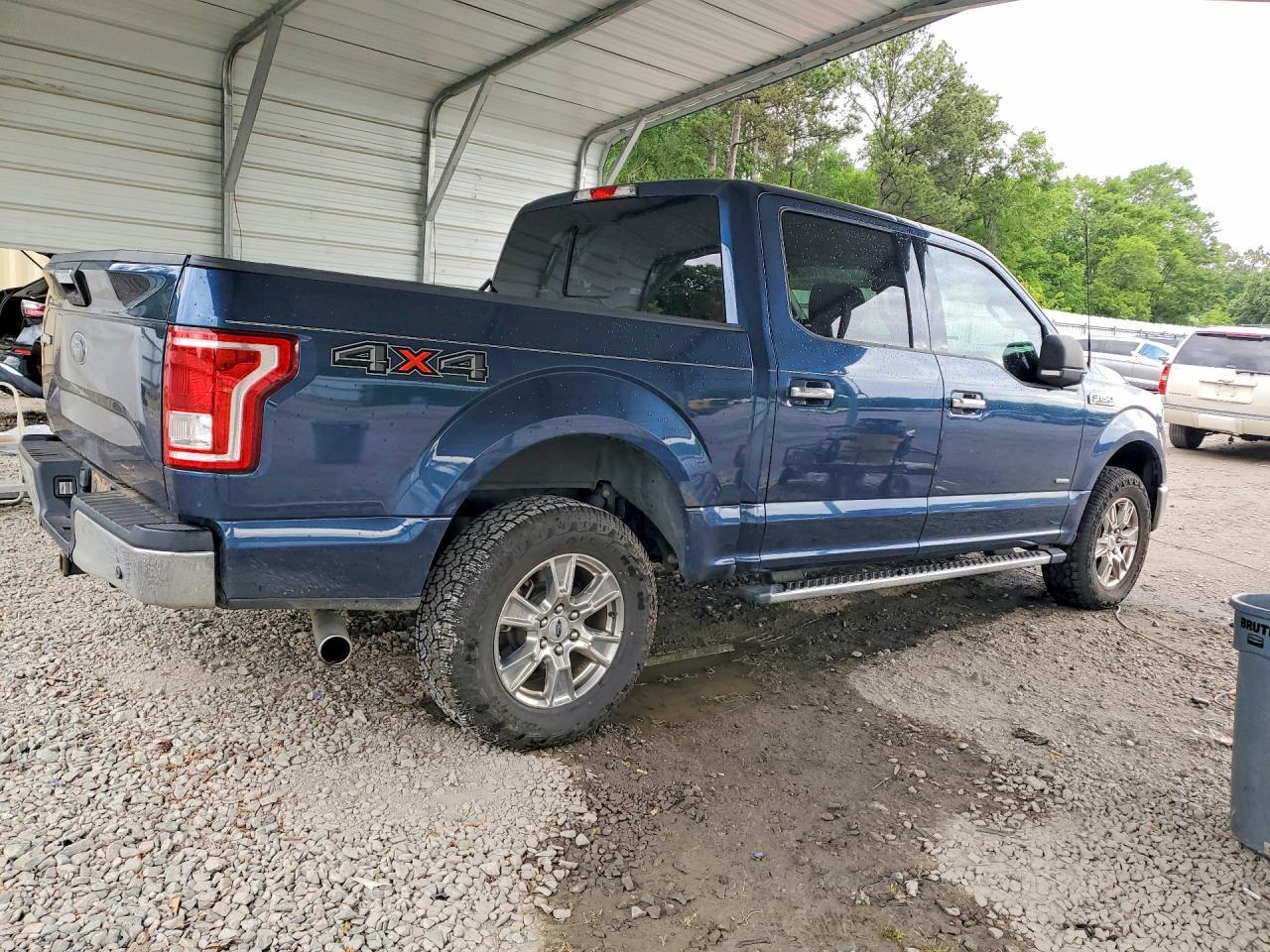 2017 Ford F150 Supercrew - Image 3