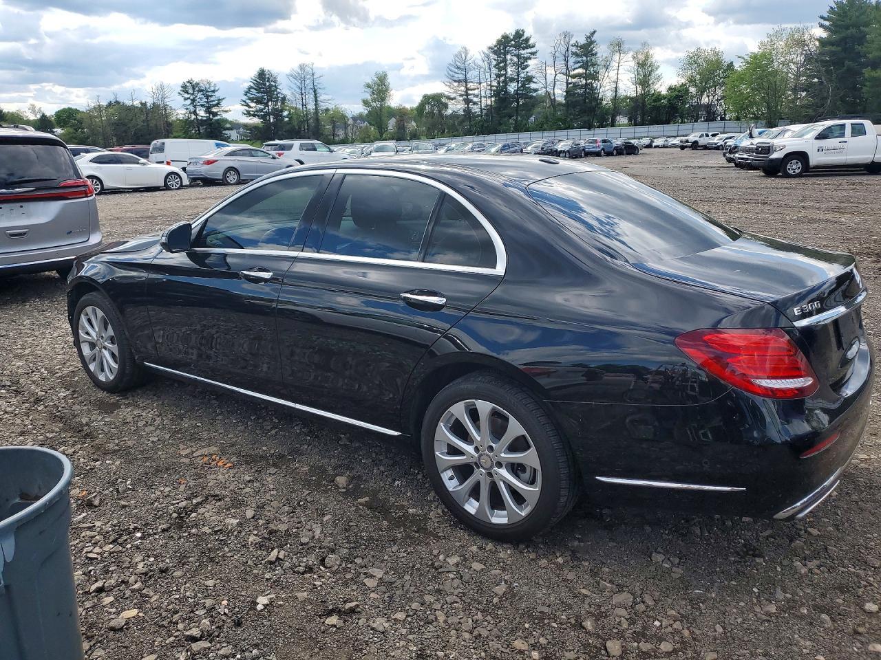2017 Mercedes-Benz E 300 4Matic - Фото 2
