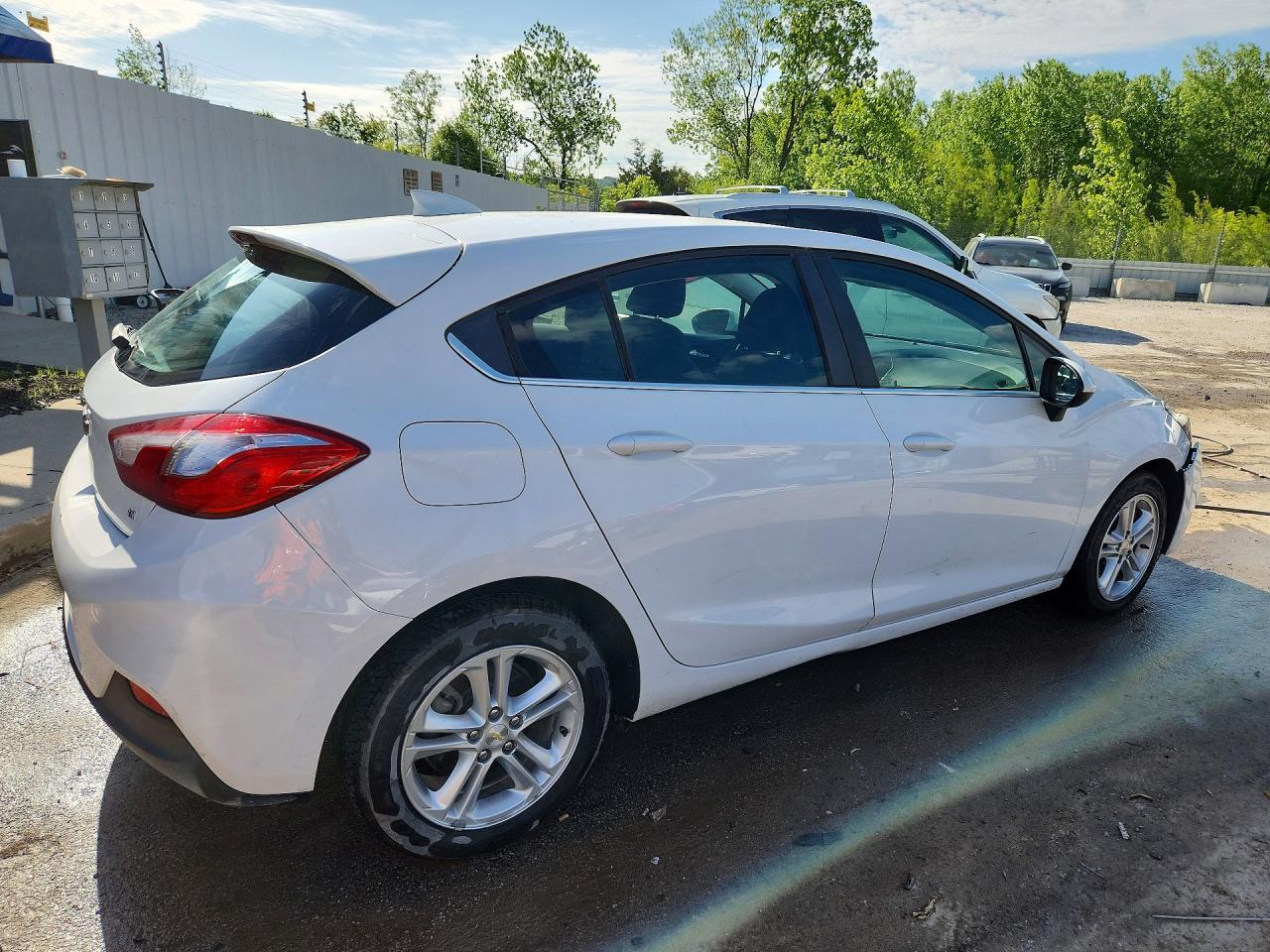 2018 Chevrolet Cruze Lt - Фото 3