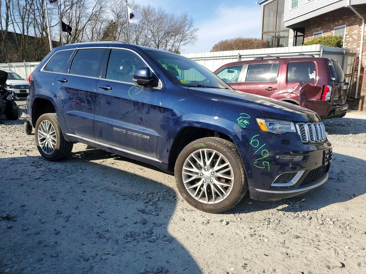 2018 Jeep Grand Cherokee Summit - Image 4
