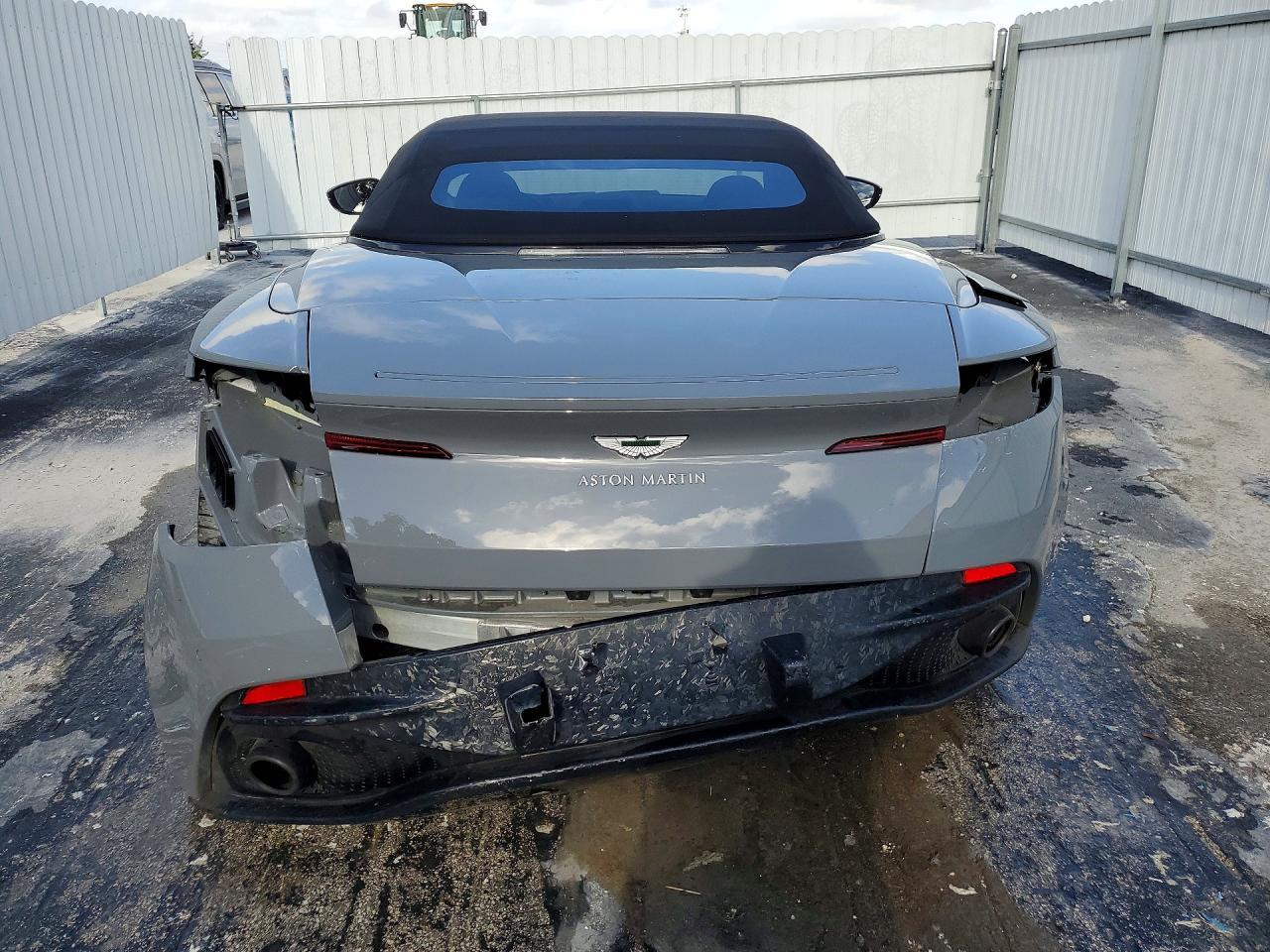 2020 Aston Martin Db11 - Фото 6