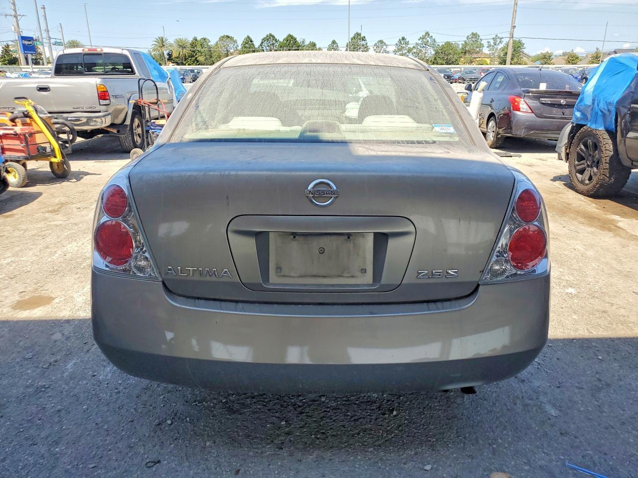 2005 Nissan Altima 2.5 - Image 6