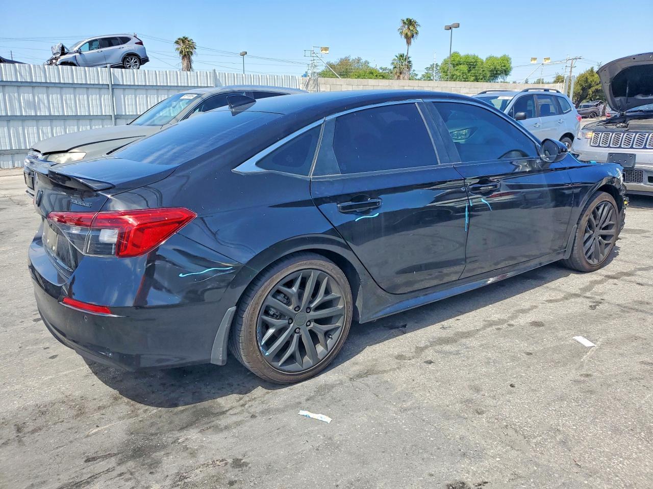 2023 Honda Civic Touring - Фото 3