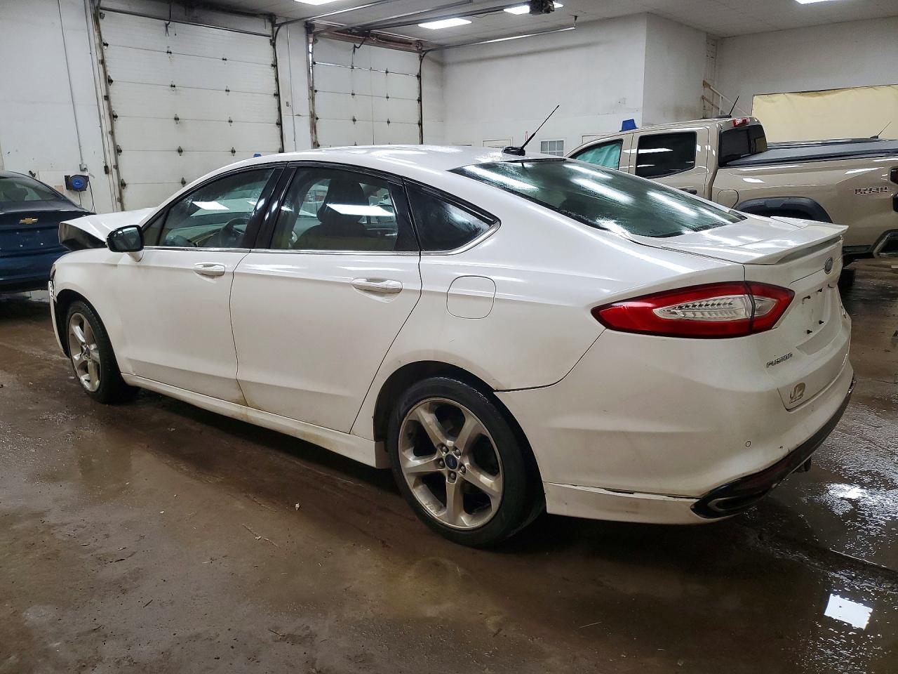 2016 Ford Fusion Se Awd - Фото 2