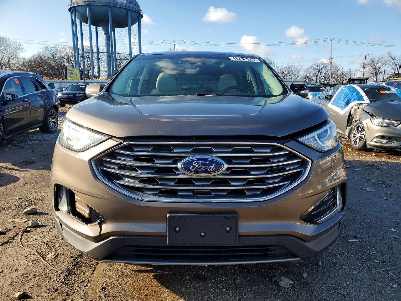 2019 Ford Edge Titanium - Фото 5