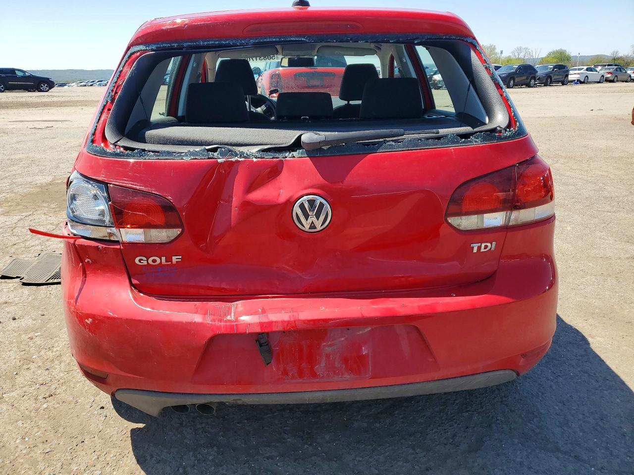 2012 Volkswagen Golf - Image 6