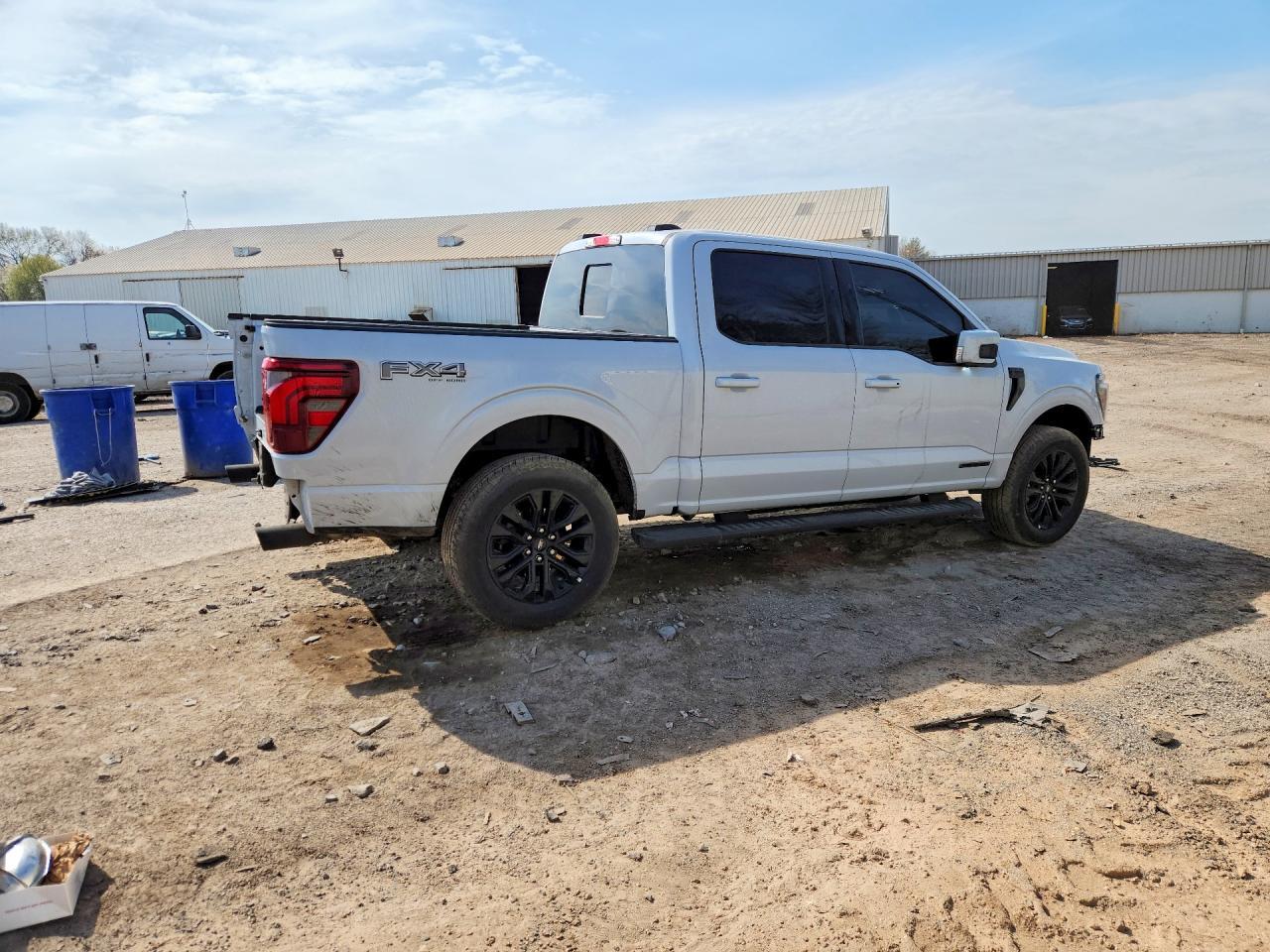 2025 Ford F150 Lariat - Image 3