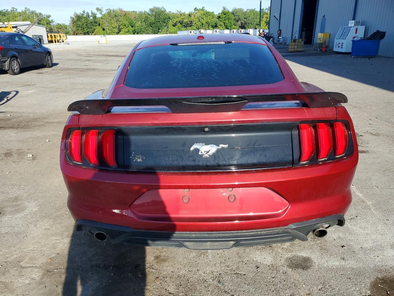 2019 Ford Mustang - Фото 6