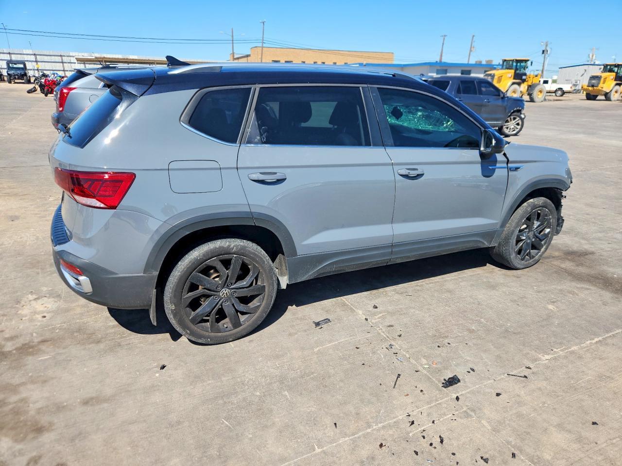 2024 Volkswagen Taos Se - Фото 3