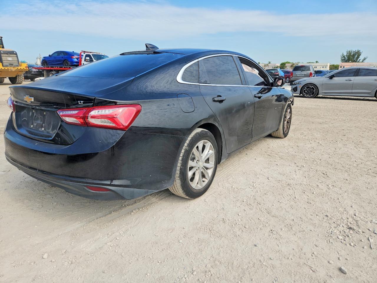 2019 Chevrolet Malibu Lt - Image 3