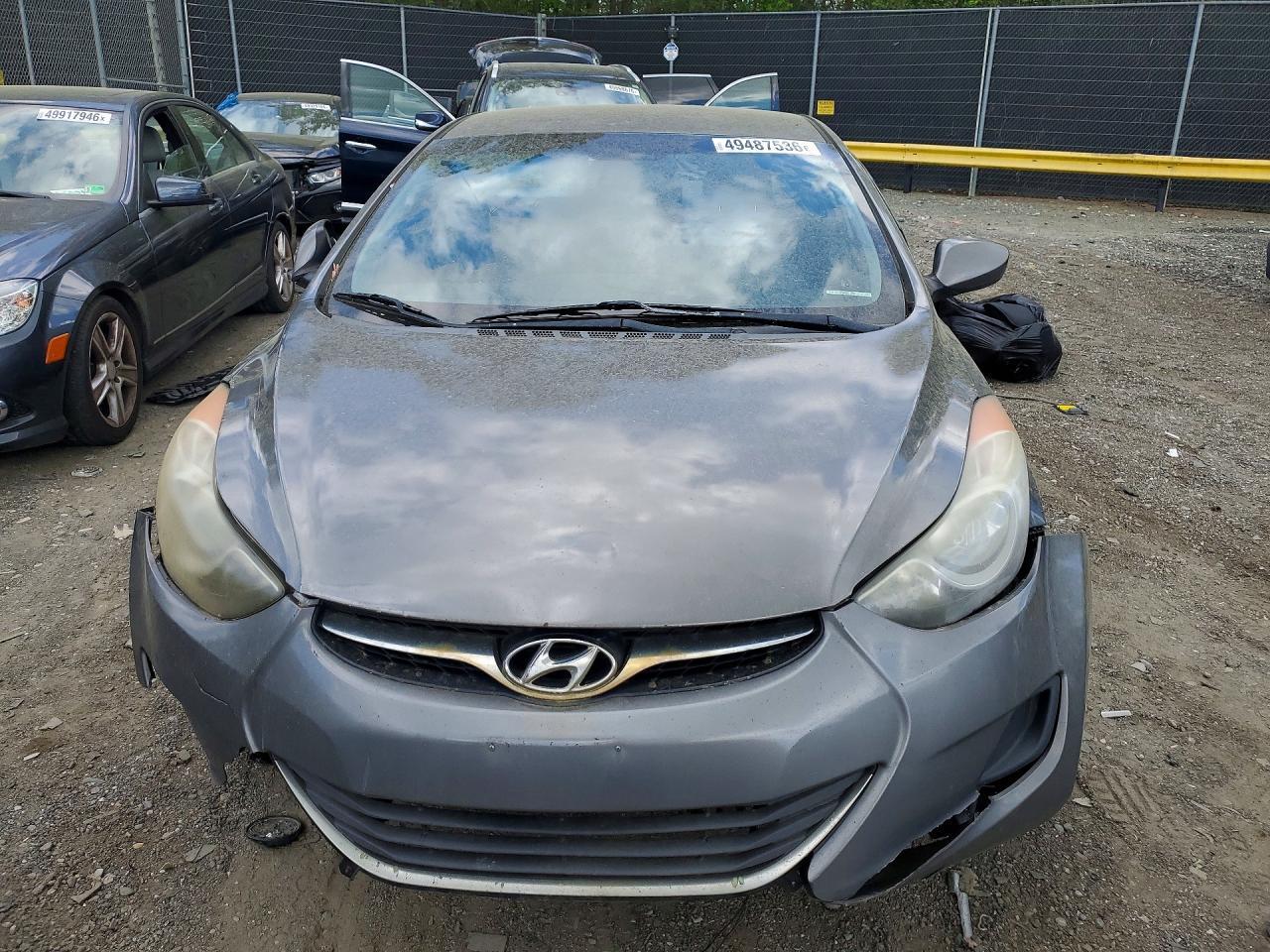 2013 Hyundai Elantra Gls - Image 5