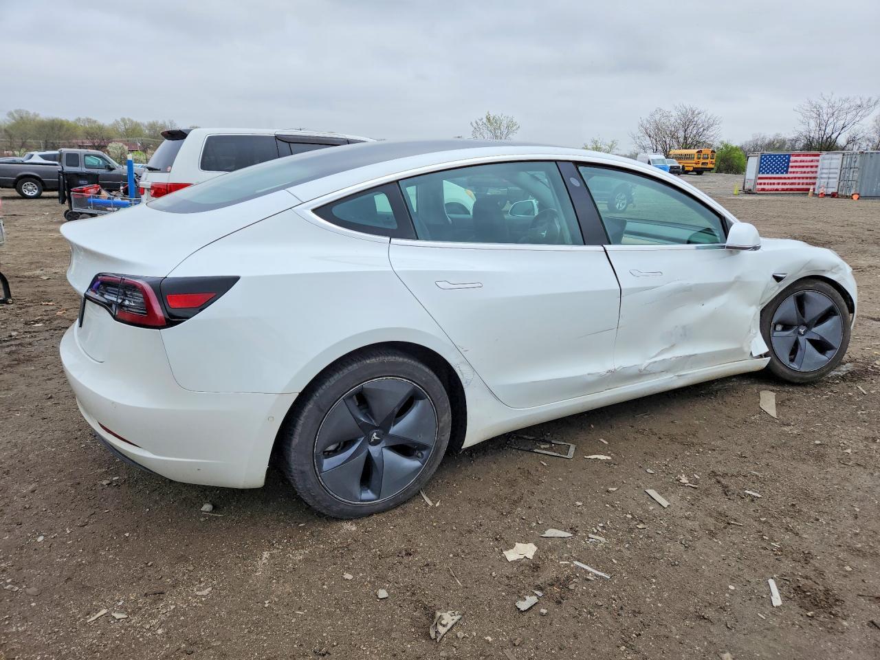 2020 Tesla Model 3 - Image 3